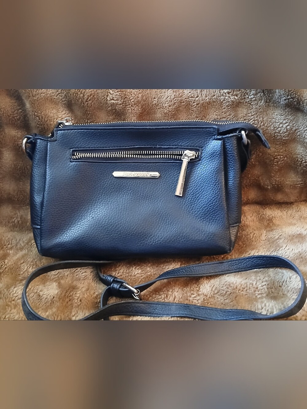 Steve Madden Navy Pebbled Crossbody Bag with Silver Hardware